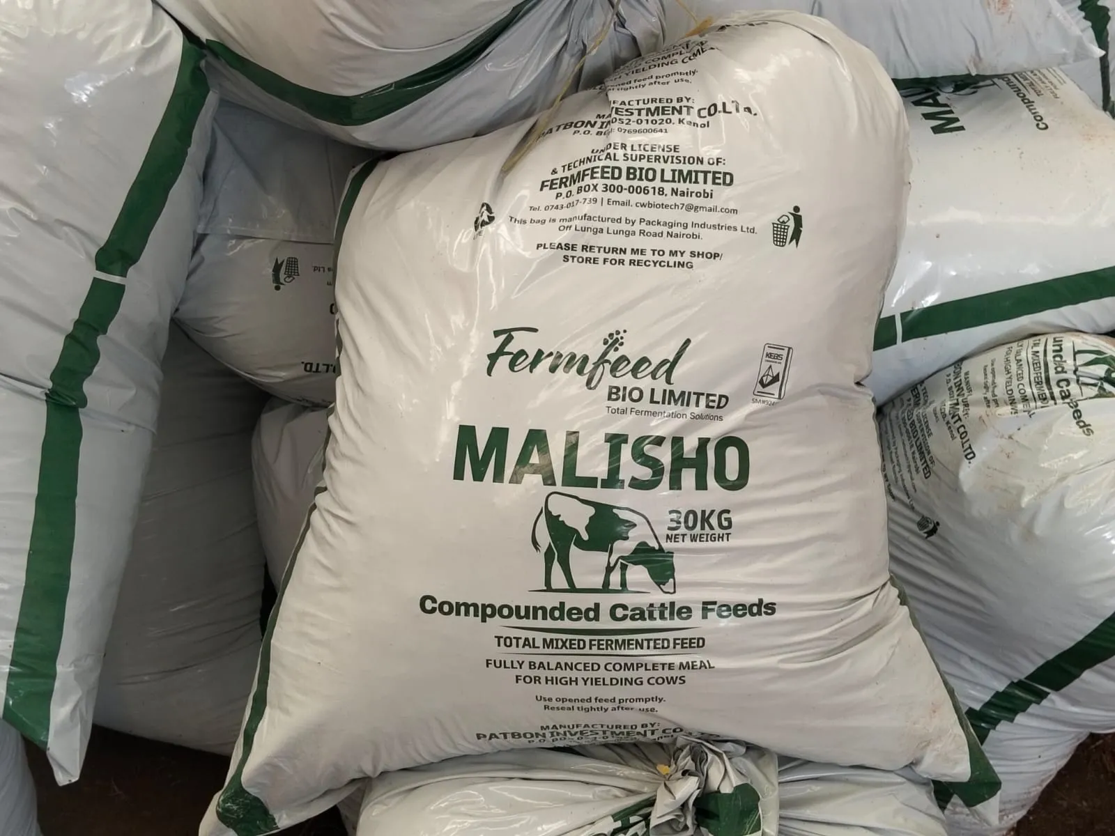 Modern animal feed manufacturing facility
